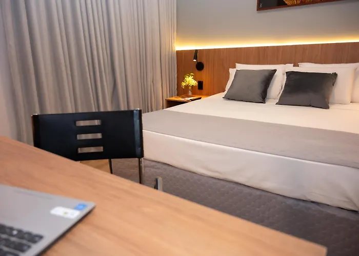 Delcas Hotel